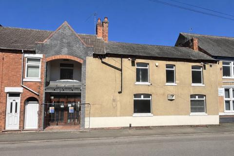 Studio, in 26 Victoria Street, £250,000