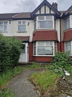 3 bed property, in London NW2, £484,950