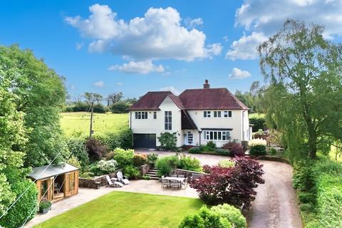 3 bed property, in Willoughbridge, £675,000