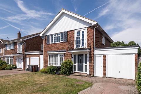 4 bed property, in Stacey Road, £775,000