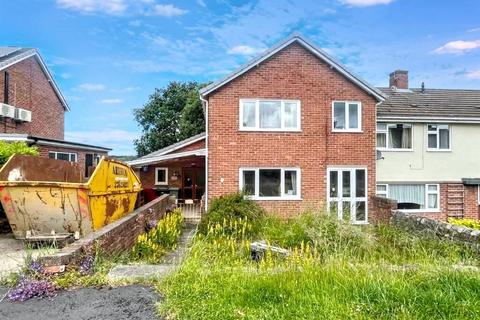 3 bed property, in Cuttholme Road, £135,000