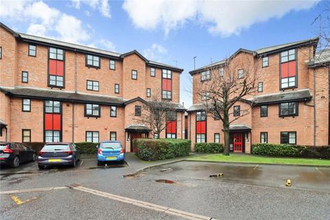 3 bed property, in 15 Sloane Court, £110,000
