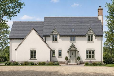5 bed property, in Off Fair-Green Road, £250,000