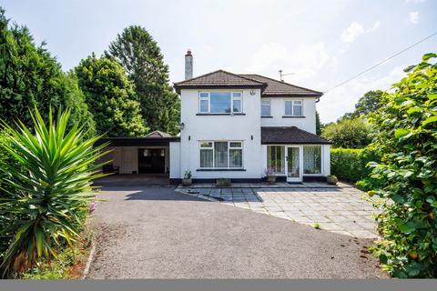 3 bed property, in Newport Road, £725,000