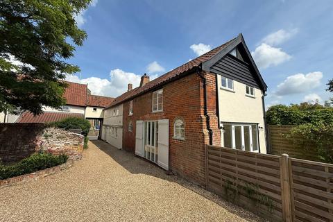 4 bed property, in Debenham, £600,000