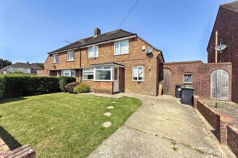 3 bed property, in Deacon Road, £335,000