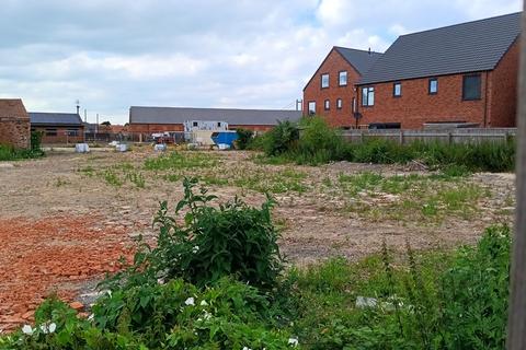 Studio, in Parcel Of Land At Anchor Village, £385,000