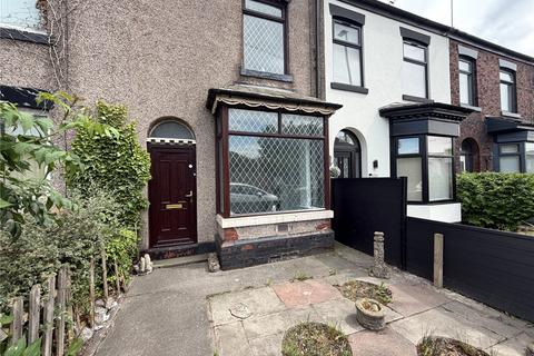 3 bed property, in Manchester Road, £170,000