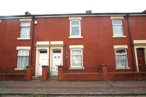 2 bed property, in Sandon Street, £74,950