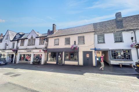 Studio, in Long Street, £185,000