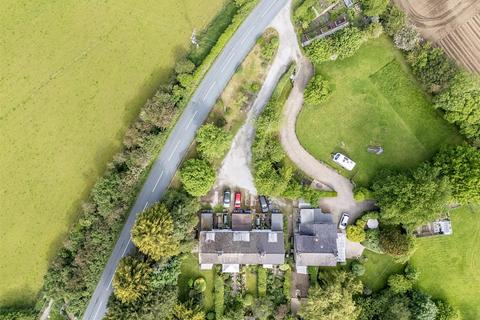 2 bed property, in Colton Lane, £200,000