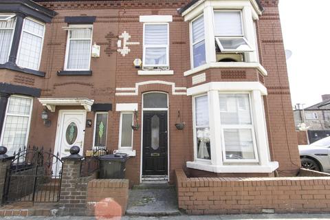 3 bed property, in Spenser Street, £95,000