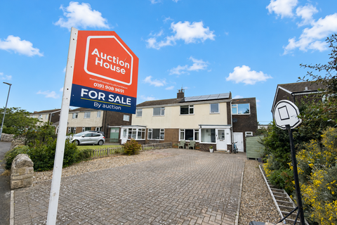 4 bed property, in 6 North Lane North Sunderland, £230,000