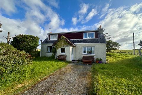 3 bed property, in Point HS2, £128,000
