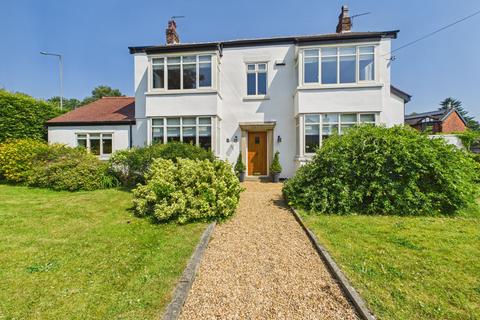 4 bed property, in Church Road, £850,000