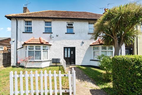 2 bed property, in Chesterfield Road, £375,000