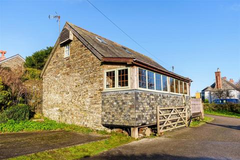2 bed property, in Gorran, £275,000