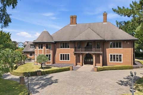 7 bed property, in Uttoxeter Road, £1,999,950