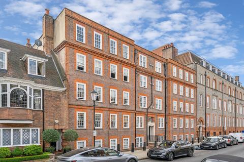 1 bed property, in Mallord Street, £625,000