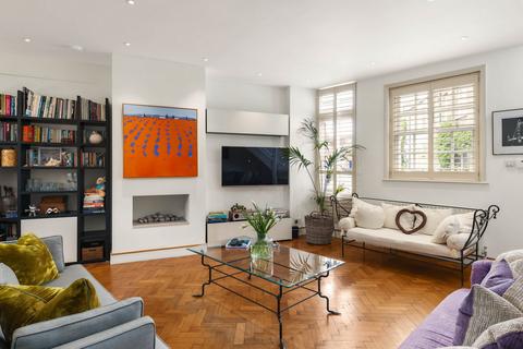 3 bed property, in Kersley Mews, £1,850,000
