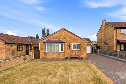 2 bed property, in Ings Walk, £230,000