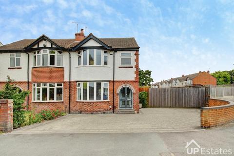 3 bed property, in Westhill Road, £360,000