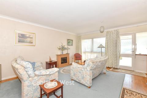 4 bed property, in Maisemore Gardens, £625,000