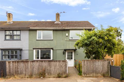 3 bed property, in Cambridge Road, £75,000