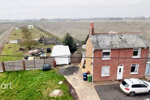 3 bed property, in Redmoor Lane, £400,000