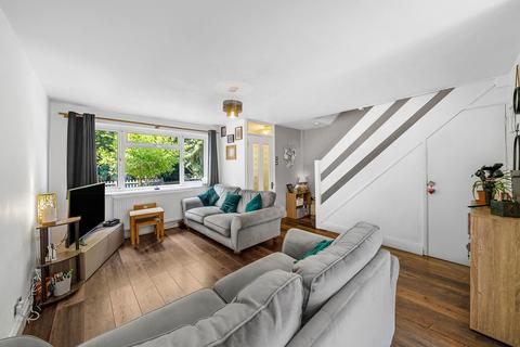 3 bed property, in Widford Terrace, £380,000