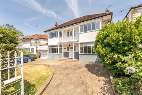 4 bed property, in Donnington Road, £1,800,000