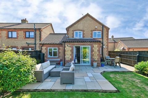 3 bed property, in Veltshaw Close, £375,000