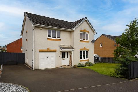 4 bed property, in Crofton Wynd, £300,000