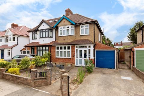3 bed property, in West Barnes Lane, £875,000