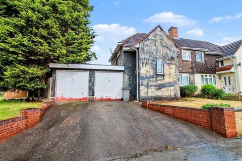 3 bed property, in Fifth Avenue, £150,000