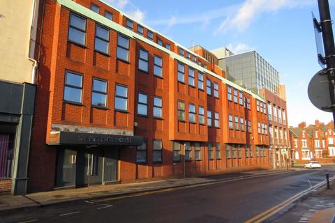 1 bed property, in Princes Street, £35,000