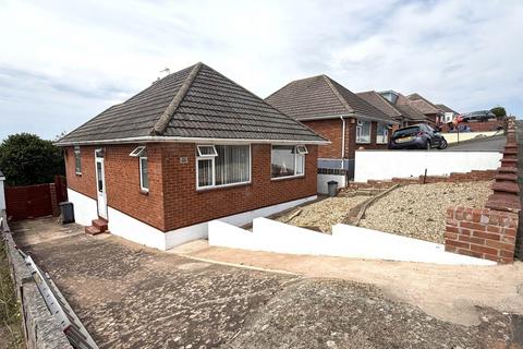2 bed property, in Willow Avenue, £319,950