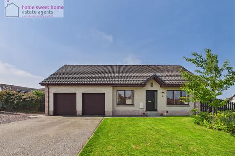 4 bed property, in Redwood Avenue, £340,000