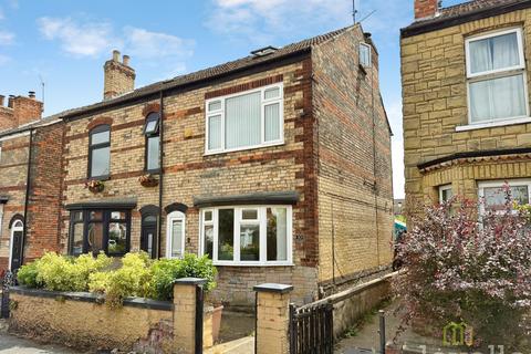 4 bed property, in Melrose Road, £150,000