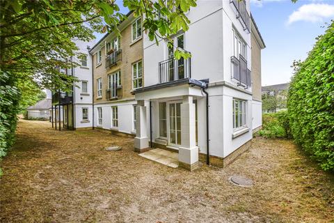 2 bed property, in Tudor Way, £235,000