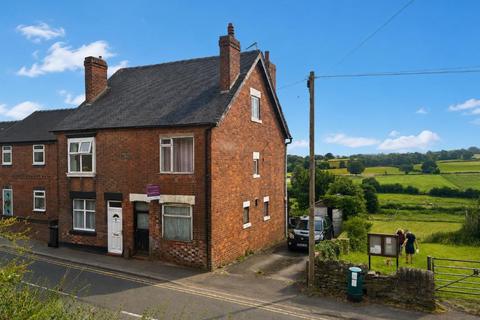 3 bed property, in High Street, £75,000