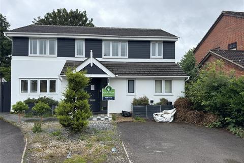 4 bed property, in Helvellyn Close, £585,000