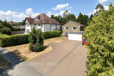 4 bed property, in Carlton Road, £1,000,000