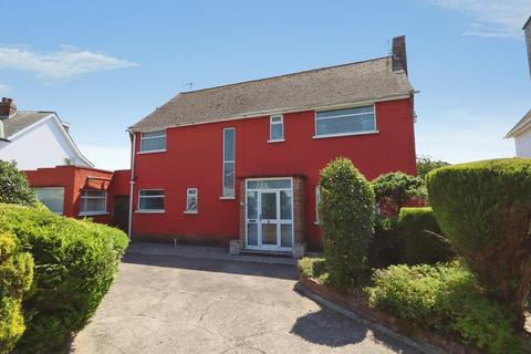 4 bed property, in Trem Y Don, £550,000