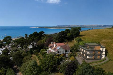 6 bed property, in New Road, £4,750,000