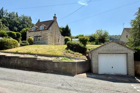 2 bed property, in Middleyard, £325,000