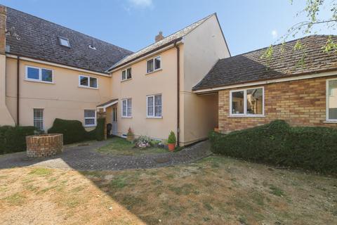 3 bed property, in Great Whyte, £125,000