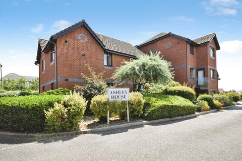 2 bed property, in Flat 3 Ashley House, £155,000