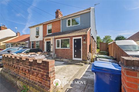 3 bed property, in Oulton Road North, £160,000