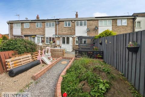 3 bed property, in Windsor Drive, £79,950